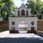 Жовква та Крехівський монастир