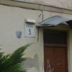 Стара табличка на пл. Вічевій